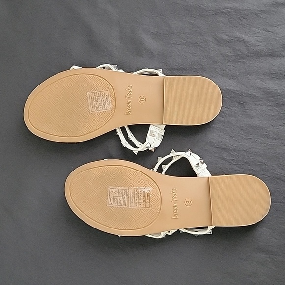 Sandals - Picture 2 of 4